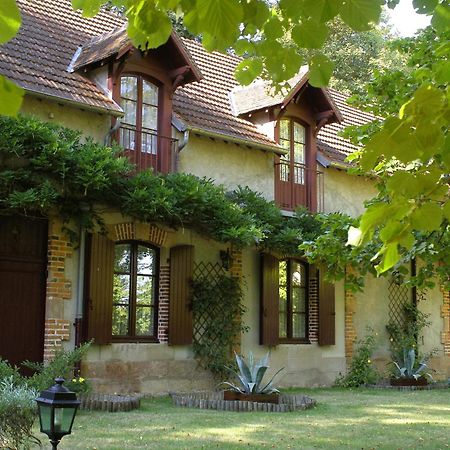 Le Chalet Montegut Coulandon ภายนอก รูปภาพ